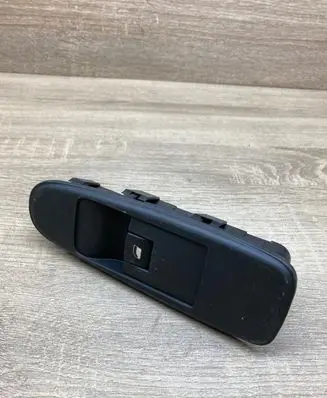 Citroen C4 Grand Picasso Electric window control switch 96639377ZD