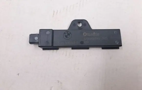 BMW 8 G14 Keyless system antenna 5A5D3C0 6832065