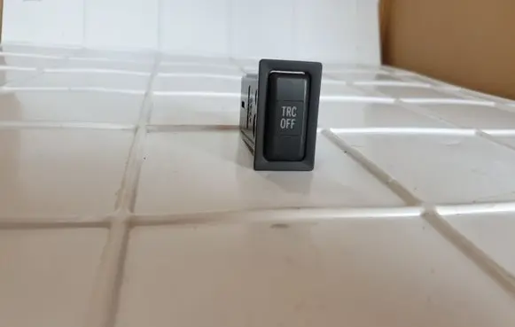 Traction control (ASR) switch