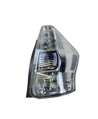 Toyota Prius+ (ZVW40) Rear/tail lights P9355