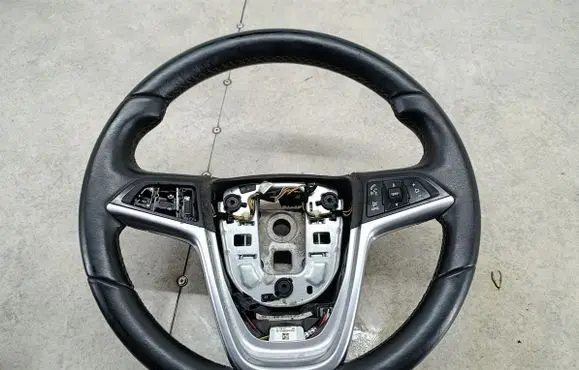 Opel Meriva B Steering wheel 13351025