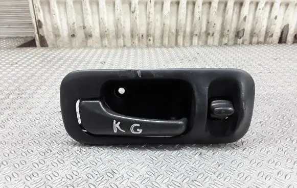Honda CR-V Rear door interior handle