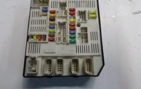Renault Megane III BSM Control unit 284B61871R USMBD95L1