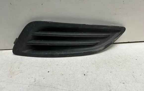 Ford Fiesta Front bumper lower grill C1BB15A222B