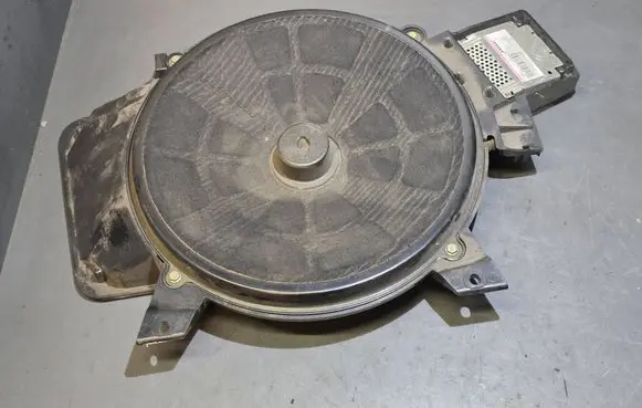 Audi A8 S8 D3 4E Subwoofer speaker 4E0035412A 373061