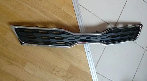 KIA Rio Front bumper upper radiator grill 863501W210