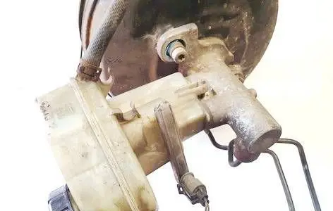 Saab 9-3 Ver2 Master brake cylinder 32067069