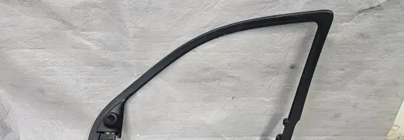 Dodge Durango Front door trim bar 5XL18DX9AA 68264757AA