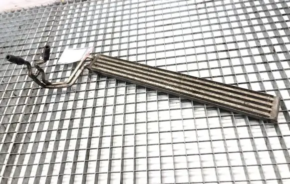 Volkswagen Touareg I Engine oil radiator 7L6422885E