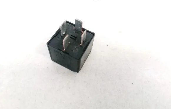 Ford Mondeo Mk III Other relay 2S7T14B192AA V23136B1X66