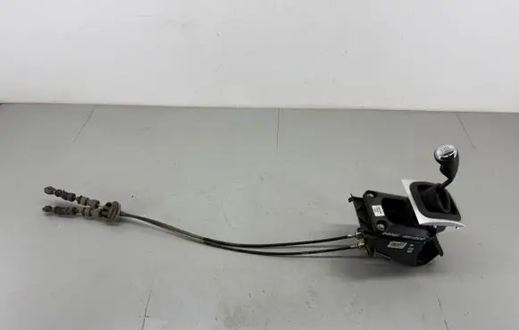 Dodge Caliber Gear shifter/selector 05062135AB 61770110363