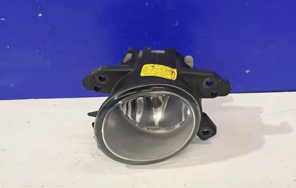 Mercedes-Benz B W245 Front fog light A2518200856 030507600201
