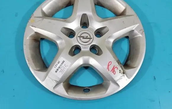 Opel Astra H R16 wheel hub/cap/trim 13240543QE IMPRK1373847