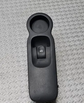 Renault Modus Electric window control switch 8200278436 472000
