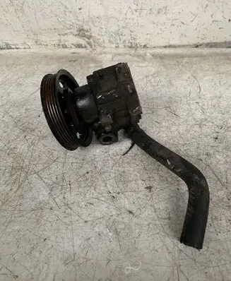 Volkswagen PASSAT B5 Power steering pump