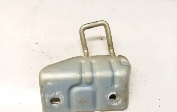 Nissan e-NV200 Front door lock loop/hook striker 