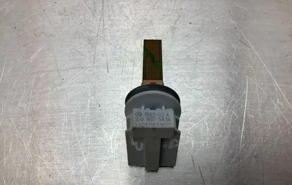 Audi A3 S3 8P Interior temperature sensor 784303A 3101061920