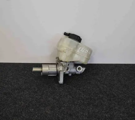BMW 3 E90 E91 Master brake cylinder