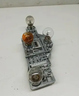 Skoda Octavia Mk2 (1Z) Tail light bulb cover holder 1Z9945257 27592102