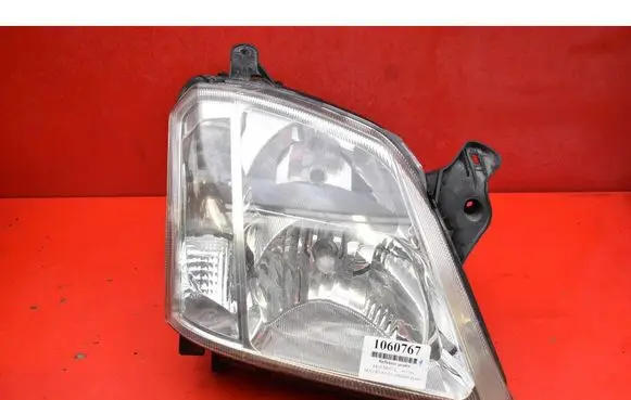 Opel Meriva A Headlight/headlamp 93321053