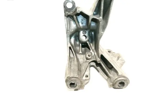 Audi A8 S8 D4 4H Engine mounting bracket 4H0199307AC