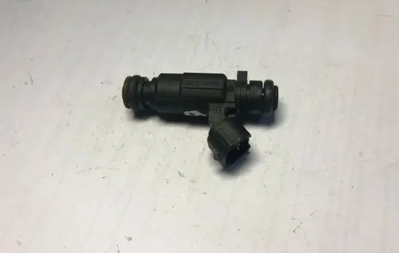Hyundai Matrix Fuel injector 9260930006 3531022600