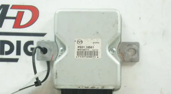 Mazda 6 Fuel injection pump control unit/module PE0118561