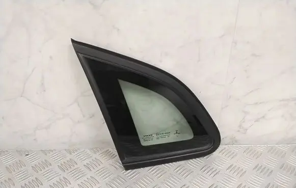 Rear side window