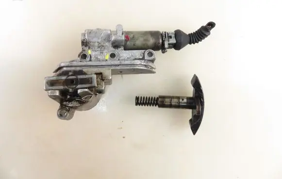 Audi A6 S6 C5 4B Timing belt/chain tensioner 078109087C