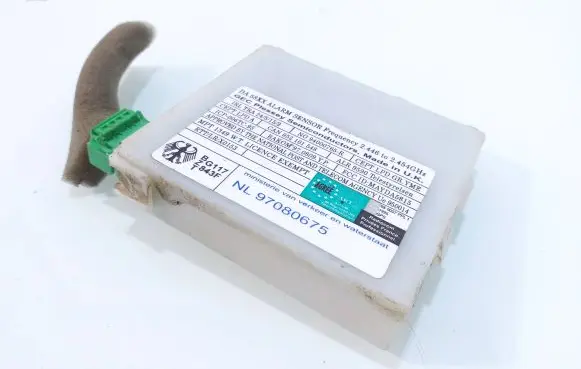Volvo V70 Alarm control unit/module 9472937