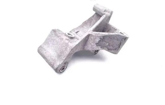 KIA Rio Engine mounting bracket