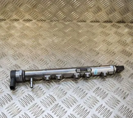 Toyota Avensis T270 Fuel main line pipe 0281002949 8514166