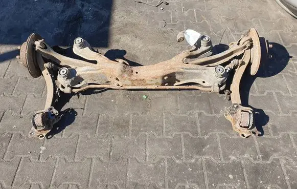 Opel Vectra B Rear axle beam 
