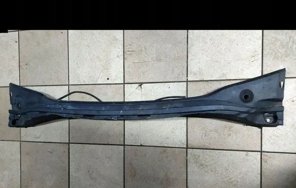 Renault Modus Wiper trim