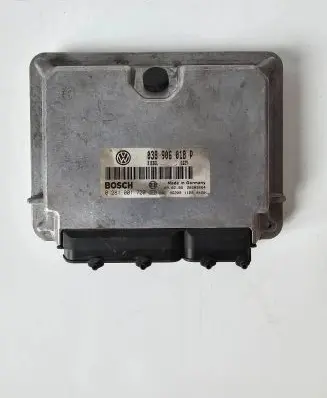Volkswagen PASSAT B5 Engine control unit/module 038906018P 28SA3664 0281001720