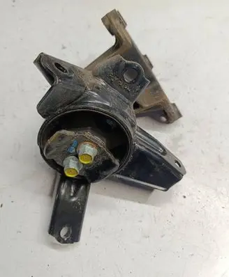 Engine mount bracket
