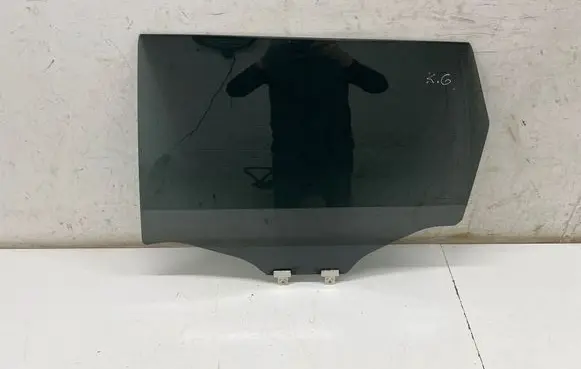Nissan X-Trail T33 Rear door window glass