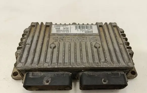 Peugeot 407 Gearbox control unit/module S118025601C 9654232880 8200302005