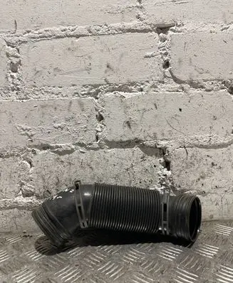 Seat Ibiza IV (6J,6P) Air intake duct part 6R0129684