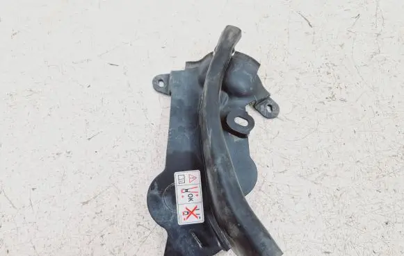BMW 5 G30 G31 Other engine bay part 51767349602 74850613