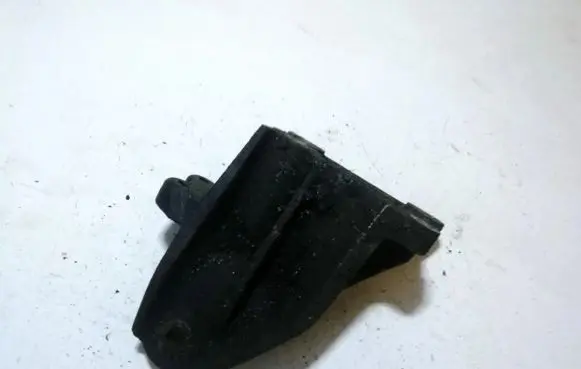 Lexus IS 220D-250-350 Engine mounting bracket