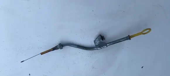 Nissan Qashqai Oil level dip stick 