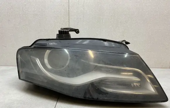 Audi A4 S4 B8 8K Headlight/headlamp