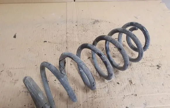 Peugeot 308 Rear coil spring
