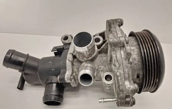 Mercedes-Benz B W246 W242 Water pump A6512000715 A6512000501 1110585