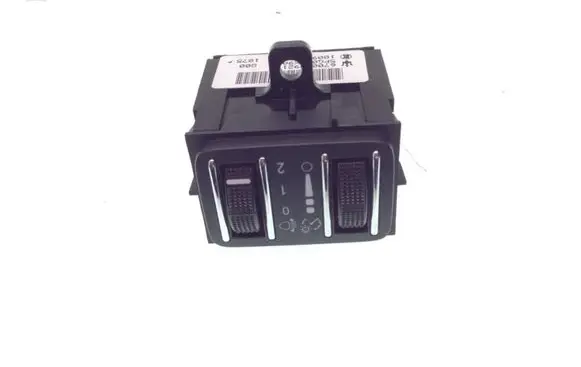 Maserati Ghibli Headlight level height control switch 670019921