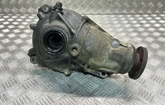 BMW 3 F30 F35 F31 Front differential 7578157
