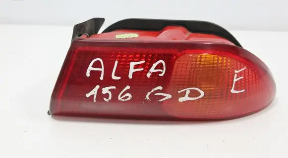 Alfa Romeo 156 Rear/tail lights 60620136