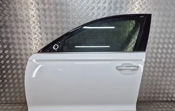 Audi A6 C7 Front door