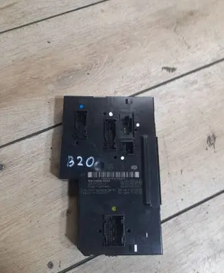Mercedes-Benz C W204 SAM control unit 2049060205 2049019702 2319025101